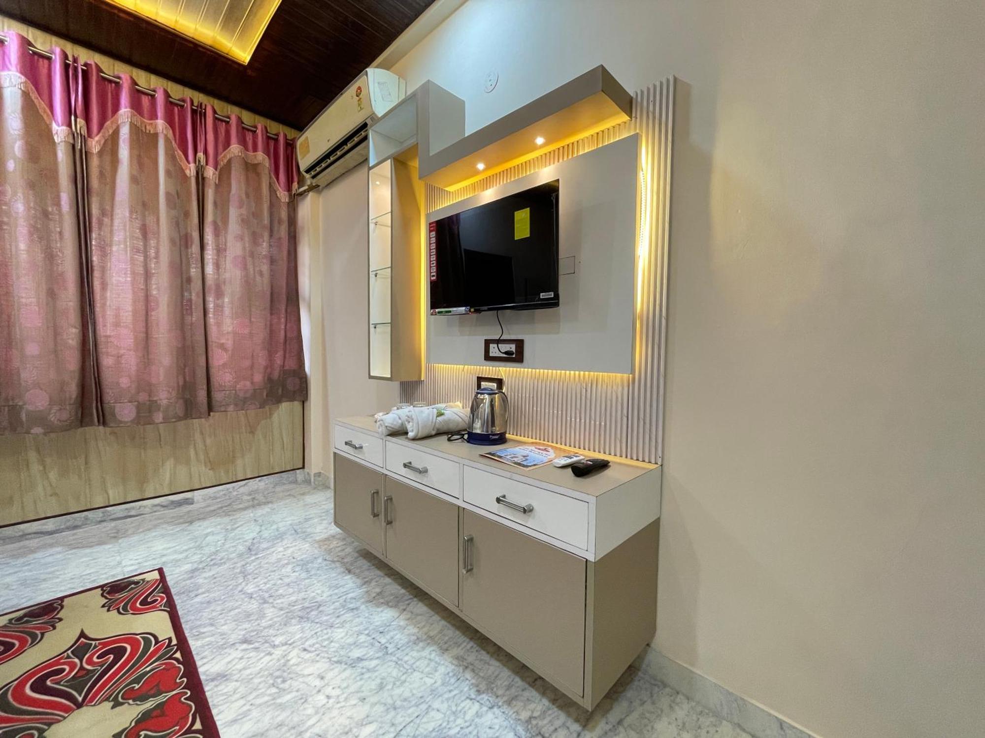 The Marigold Bliss Apartman Agra Kültér fotó